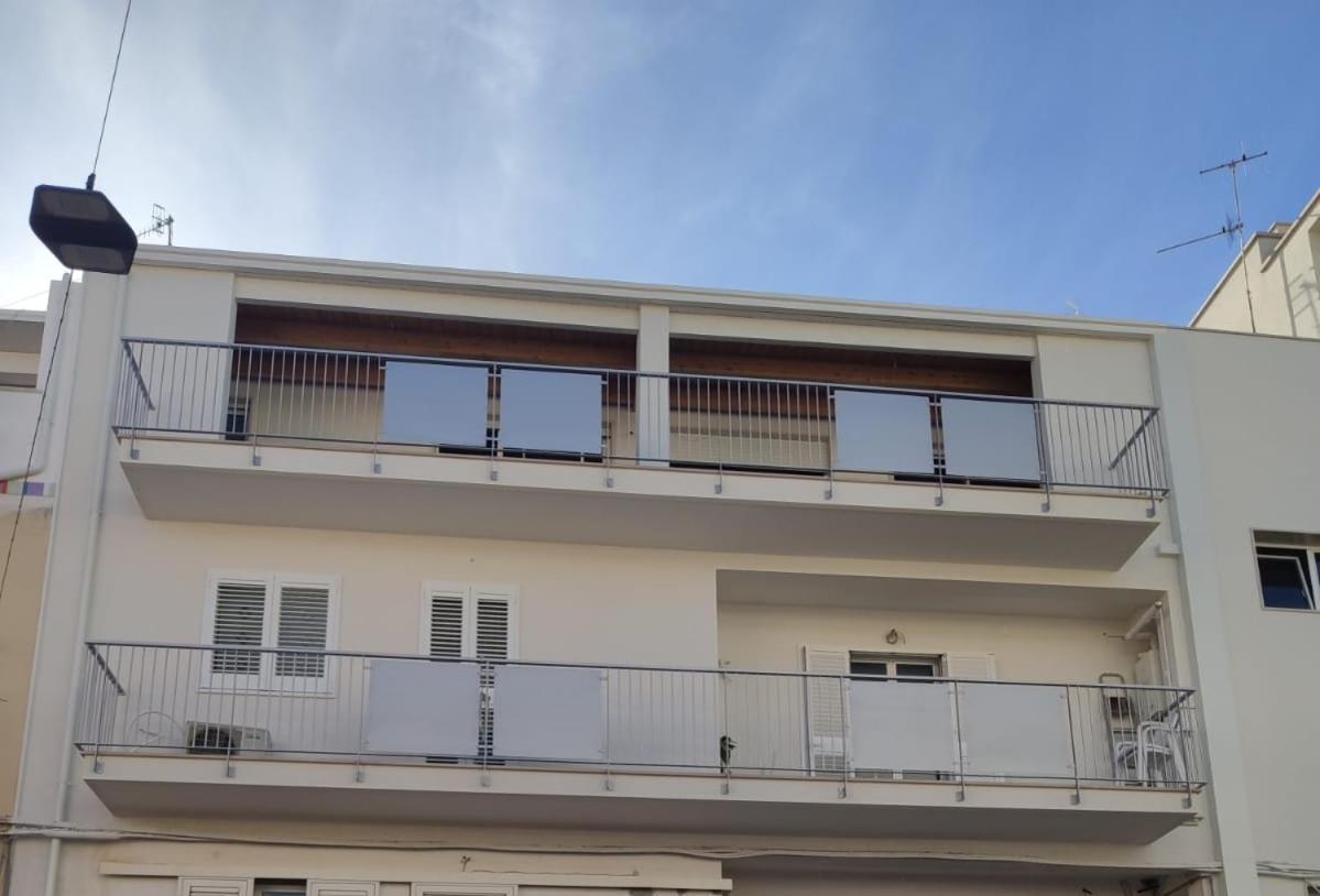 Come A Casa - Feels Like Home Polignano 2 Bedrooms & Living & 3 Bathrooms โปลีญาโนอามาเร ภายนอก รูปภาพ