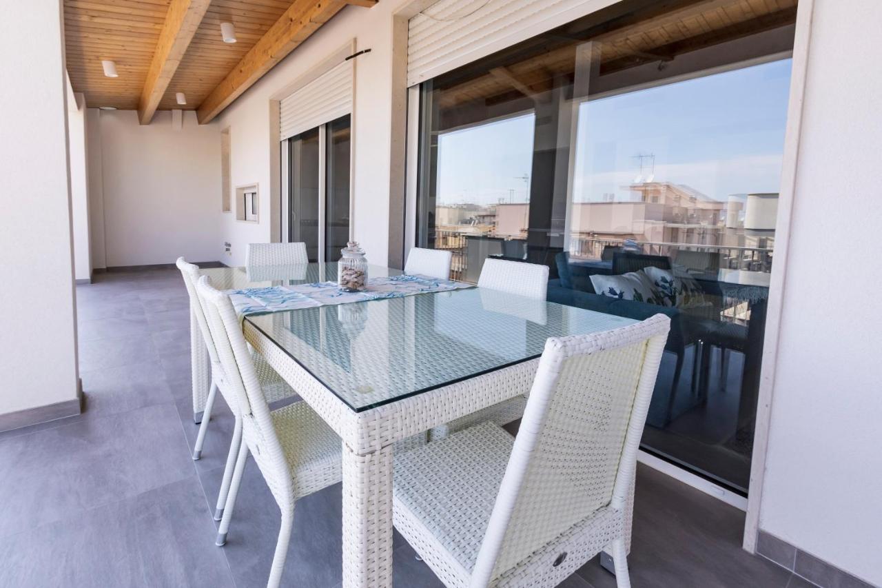 Come A Casa - Feels Like Home Polignano 2 Bedrooms & Living & 3 Bathrooms โปลีญาโนอามาเร ภายนอก รูปภาพ